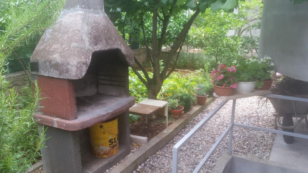 Raslina Apartment B&K מראה חיצוני תמונה