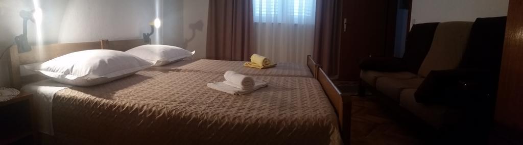 Raslina Apartment B&K מראה חיצוני תמונה
